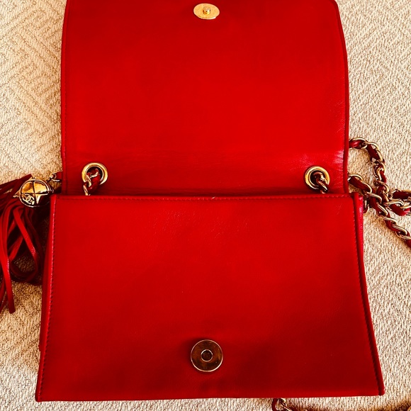 Authentic Chanel Vintage Rectangle Flap Tassel Handbag - Picture 4 of 12